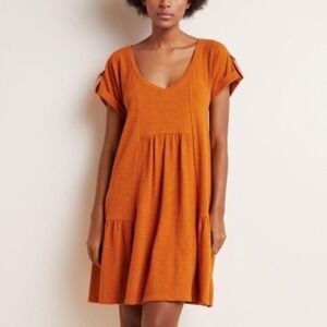 Saturday Sunday Anthropologie Burnt Orange Tiered Knit V-Neck Dress Small